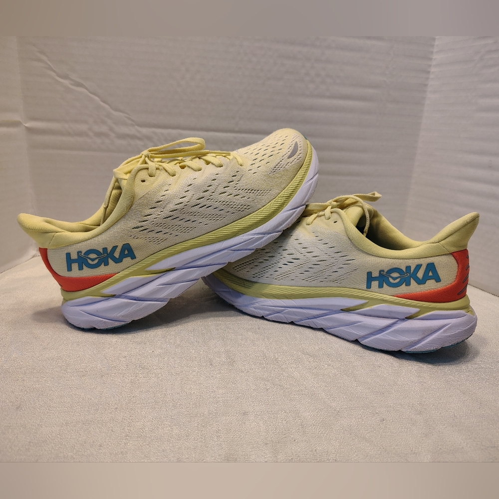 Hoka One One Clifton 8, Women # 9.5D